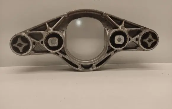 BMW M3 Rear differential/diff mount bracket 2284774 18574710 18574710HU