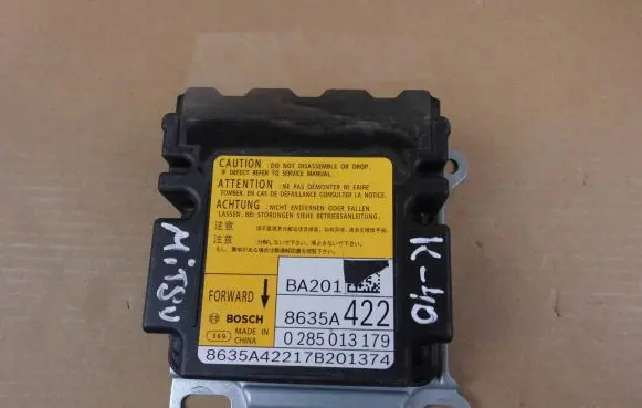 Mitsubishi Eclipse Cross Airbag control unit/module 8635A422