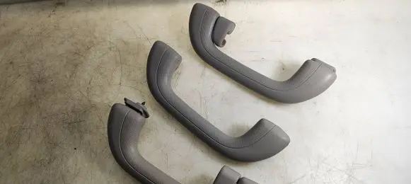 KIA Ceed A set of handles for the ceiling 