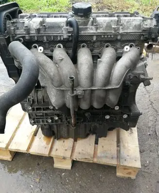 Volvo V70 Engine