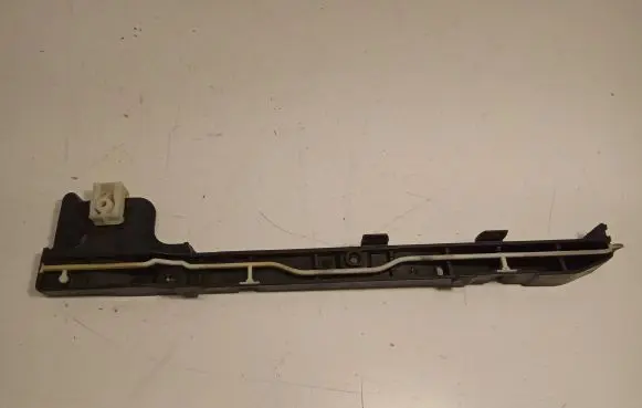 BMW 5 G30 G31 Other engine bay part 9334789 586509