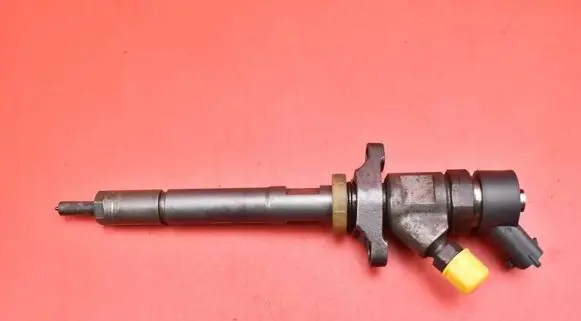 Mazda 3 I Fuel injector 0445110239