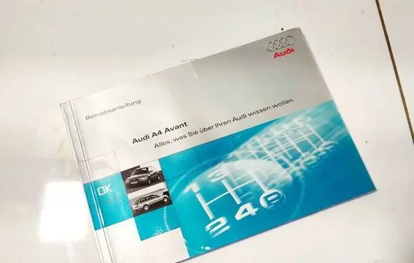 Audi A4 S4 B5 8D Owners service history hand book 