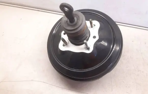 Chrysler 300 - 300C Brake booster P04779469AC 32068121 T04RT1047V0338