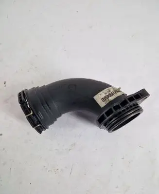 Jeep Cherokee Intercooler air channel guide 68199049AD