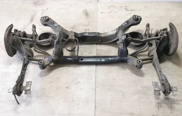 Volvo V60 Rear subframe G17321rs0446 3852125