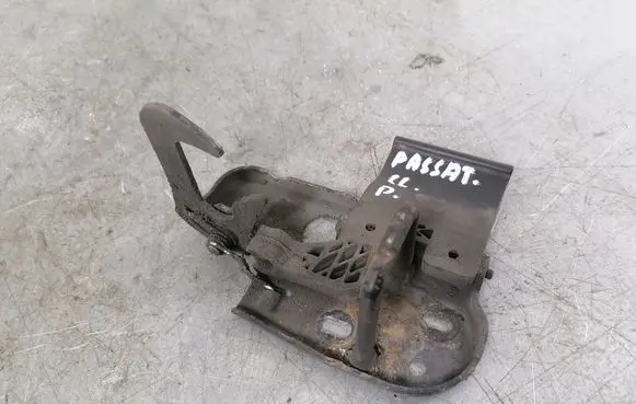 Volkswagen PASSAT CC Engine bonnet/hood lock/latch loop/hook 3C8823480