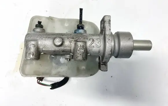 Citroen Berlingo Master brake cylinder 21028799