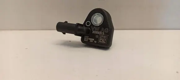 Skoda Kodiaq Airbag deployment crash/impact sensor 3Q0959351A