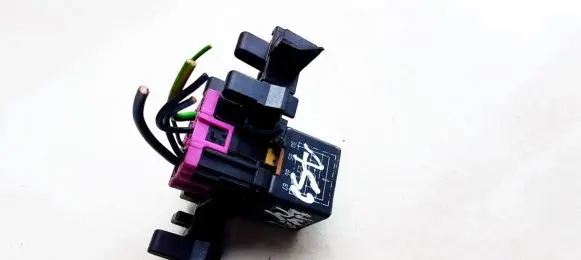 Audi A6 S6 C5 4B Other relay 44919578C