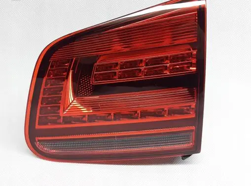 Volkswagen Tiguan Rear/tail lights 5N0945308