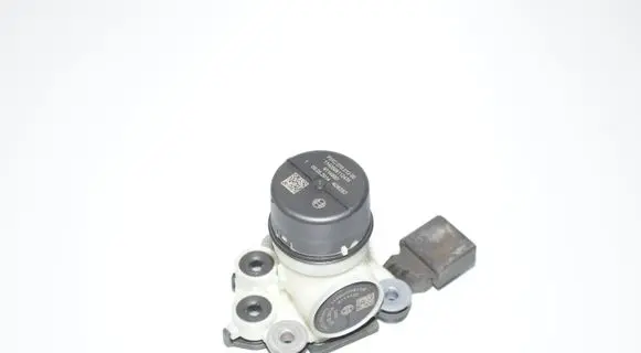 BMW 5 F10 F11 Adblue pump 7351665 1140514125416 16197351665