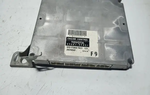 Toyota Corolla Verso AR10 Engine control unit/module 896610F091 MB1758009431 1758009431