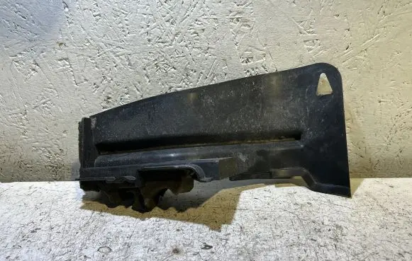 Dodge Durango Other engine bay part 68253120AA 72523W