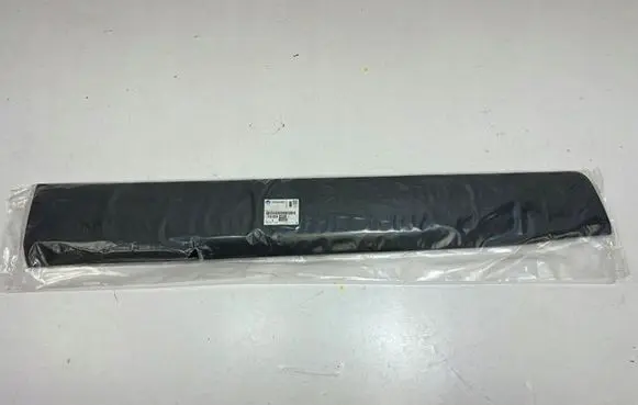 Opel Crossland X Front door trim (molding) YQ009405XT