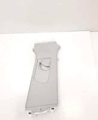 Audi e-tron (D)pillar trim (top) 