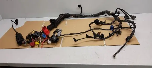 Audi A4 S4 B5 8D Engine installation wiring loom 1H0906373 010506NS 962176