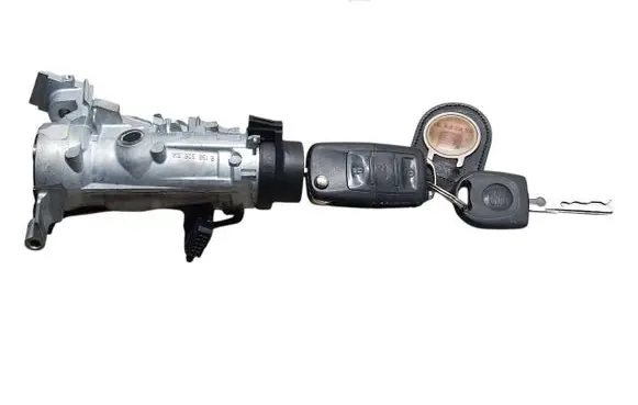Seat Altea XL Ignition lock 1K0905851B 1K0905865