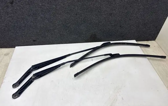 Peugeot 508 Front wiper blade arm 3392125879