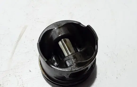 Mercedes-Benz Citan W415 Piston with connecting rod 120A11104R