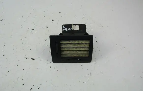 Opel Meriva A Dash center air vent grill 