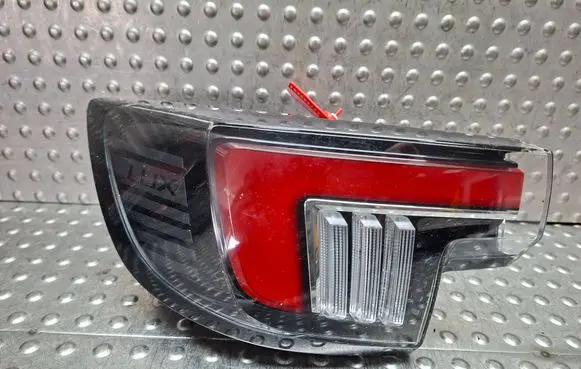 Opel Mokka B Rear/tail lights S27639234 9833721880