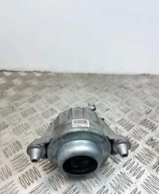 Mercedes-Benz SL R231 Engine mount bracket A2312400917 2312400917