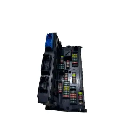 BMW 5 F10 F11 Fuse module 9234421 217033442 00940393