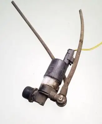 Peugeot Partner Headlight washer pump 8200031805
