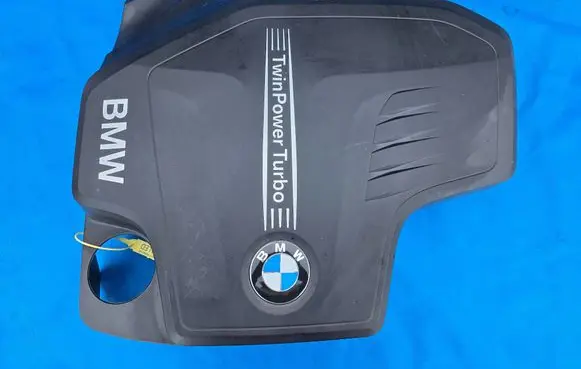 BMW 5 F10 F11 Engine cover (trim) 7644092 2629114