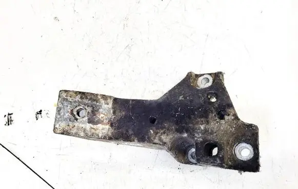 Volkswagen I LT Engine mounting bracket