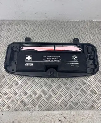 BMW 5 E60 E61 Tool box 6761420 15361710