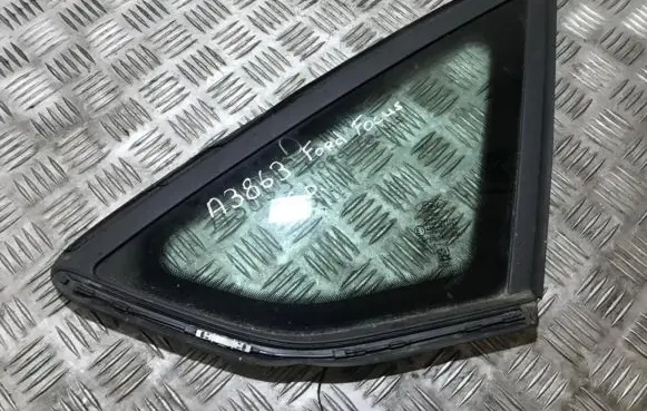 Ford Focus Rear side window