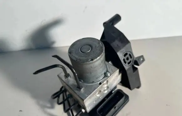 Mercedes-Benz S W222 ABS Pump A2224314512