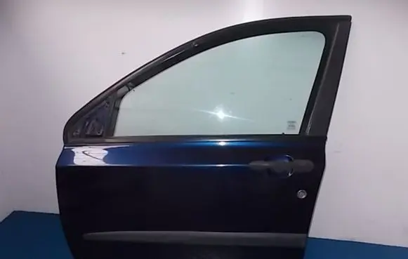 Fiat Stilo Front door
