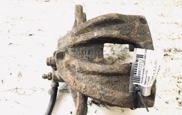 Toyota Corolla Verso AR10 Front brake caliper