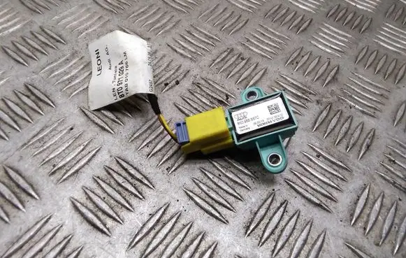 Audi A5 8T 8F Airbag deployment crash/impact sensor 8K0955557C