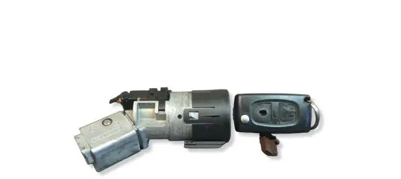 Peugeot 5008 Ignition lock 9663123380
