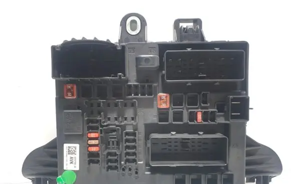 Opel Insignia A Fuse module