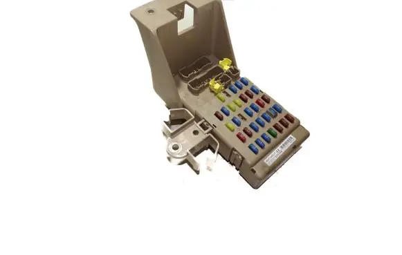 Subaru Legacy Fuse module 82201AG010