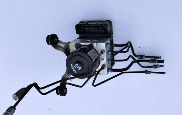 BMW 5 F10 F11 ABS Pump 7847256 10061939231 28529115093