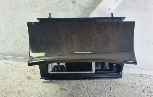 Mercedes-Benz CLS C219 Car ashtray A2118101330Q16 A2118101330