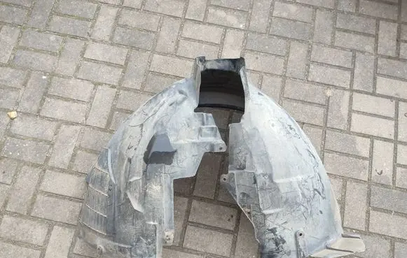 Volvo S90, V90 Front wheel arch liner splash guards 31694672 AD0X5