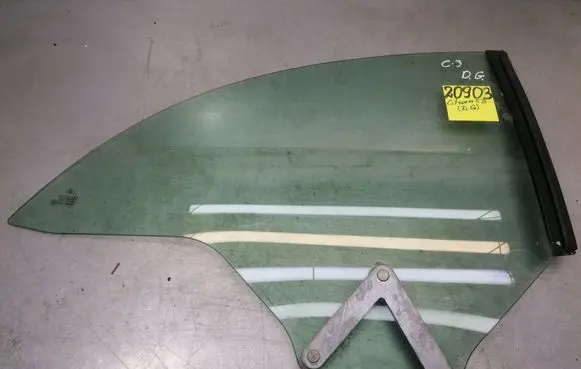 Citroen C3 Side middle window/glass E643R00049