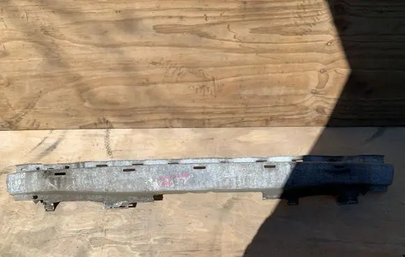 Volvo XC90 Rear bumper cross member