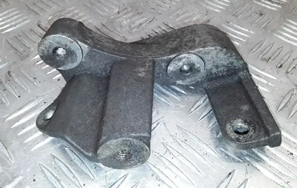 Jaguar S-Type Generator/alternator bracket 4R835G269