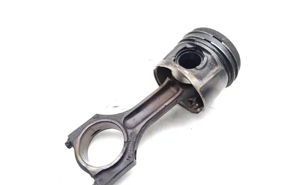 BMW 1 F20 F21 Piston with connecting rod N47D20C