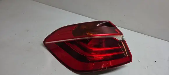 BMW 2 F45 Rear/tail lights set 7311029 F03533800G