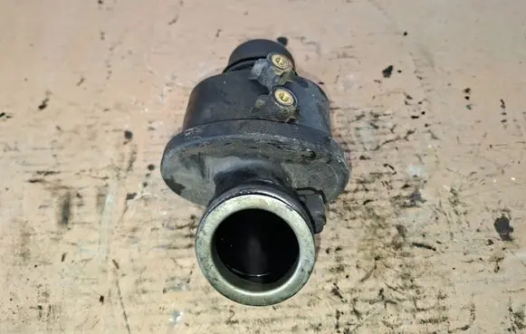 Infiniti Q50 Intake resonator A6511400987 4012701A