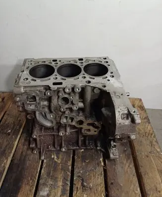 BMW 1 F20 F21 Engine B37D15A 8579312